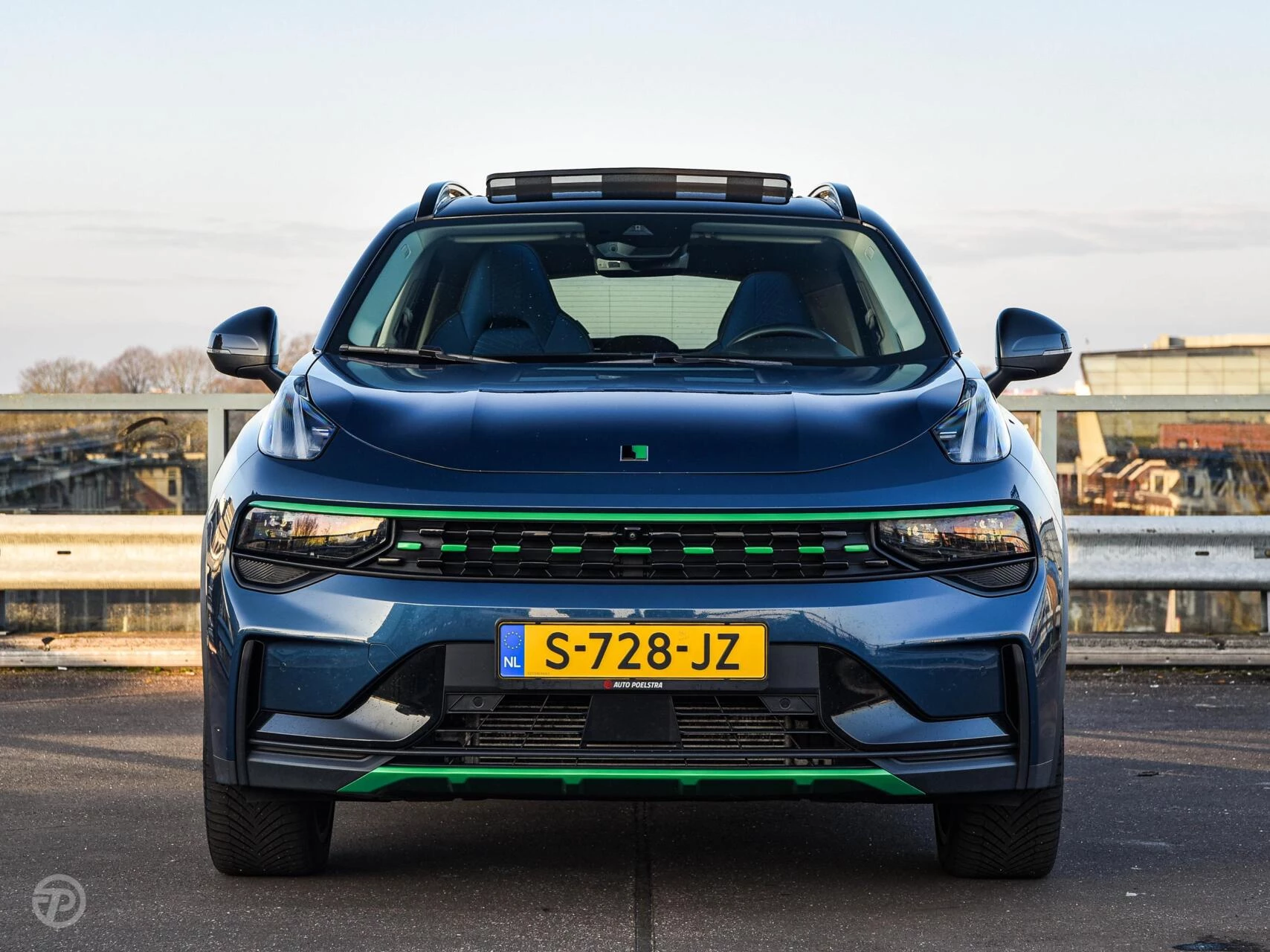 Hoofdafbeelding Lynk & Co 01