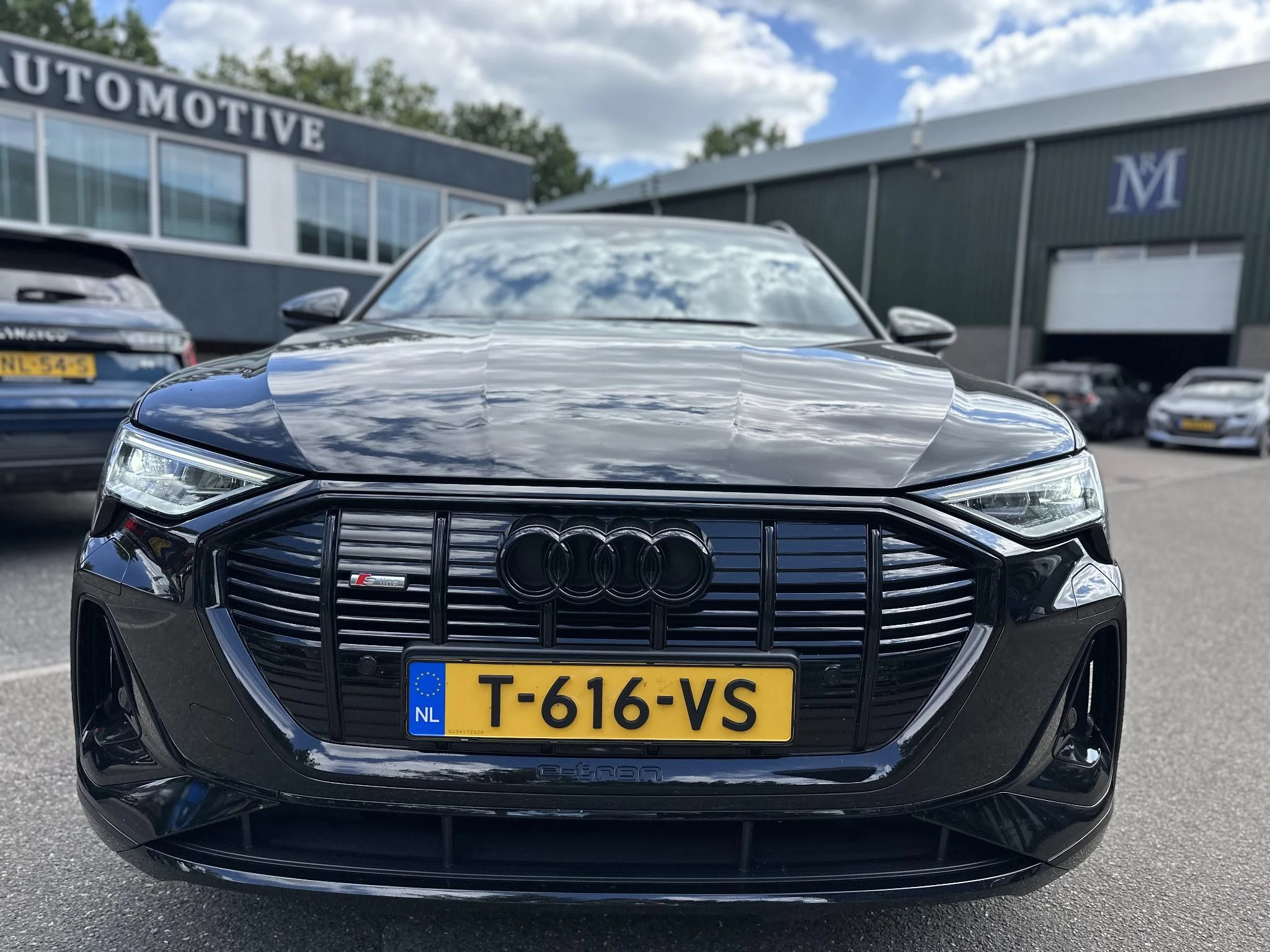 Hoofdafbeelding Audi e-tron