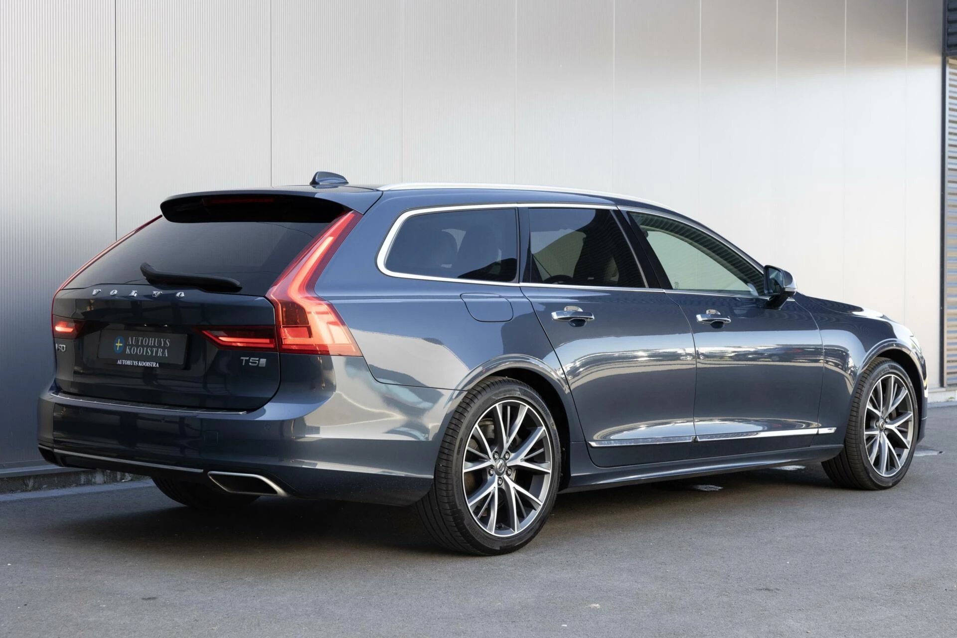 Hoofdafbeelding Volvo V90