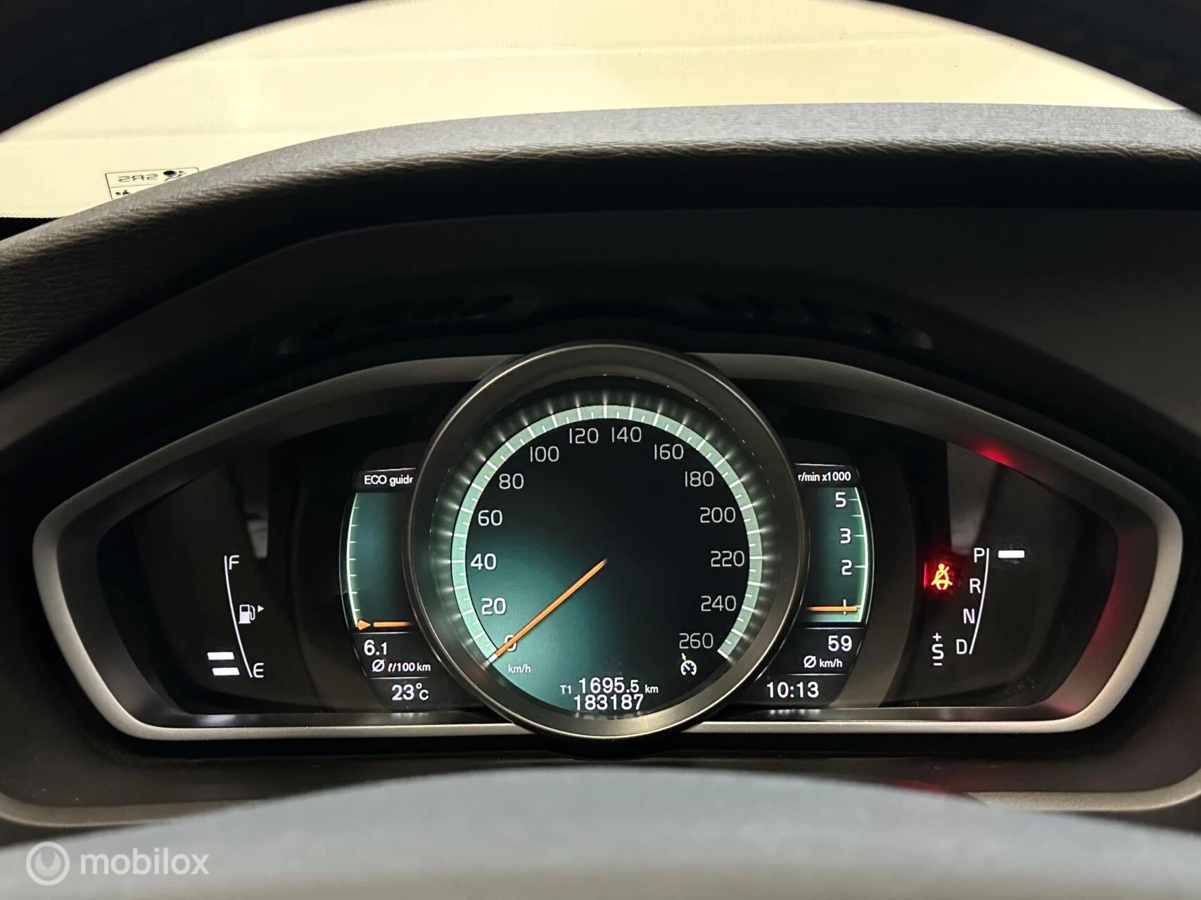 Hoofdafbeelding Volvo V40