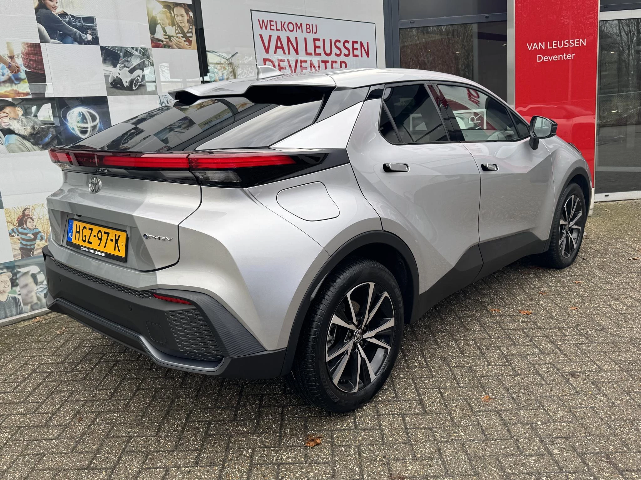 Hoofdafbeelding Toyota C-HR