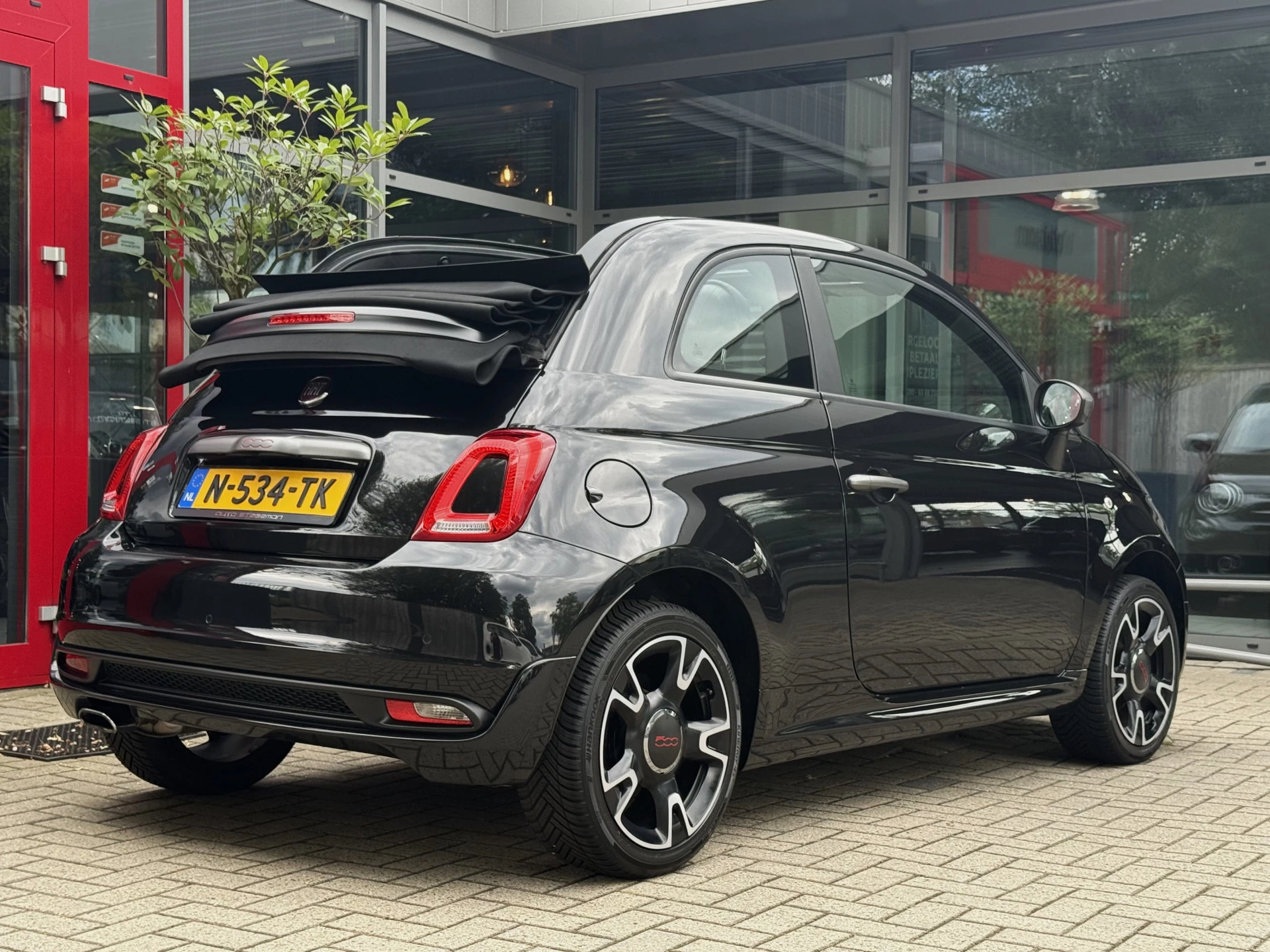 Hoofdafbeelding Fiat 500C