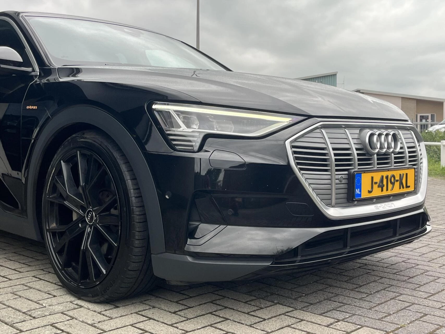 Hoofdafbeelding Audi e-tron
