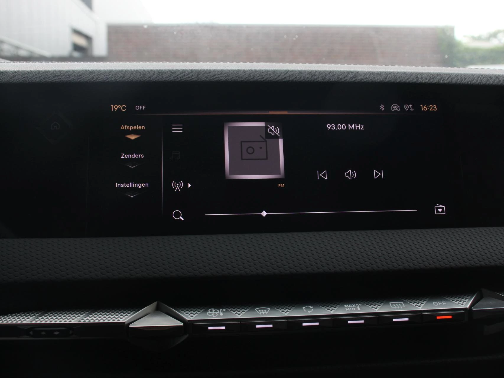 Hoofdafbeelding DS DS 4