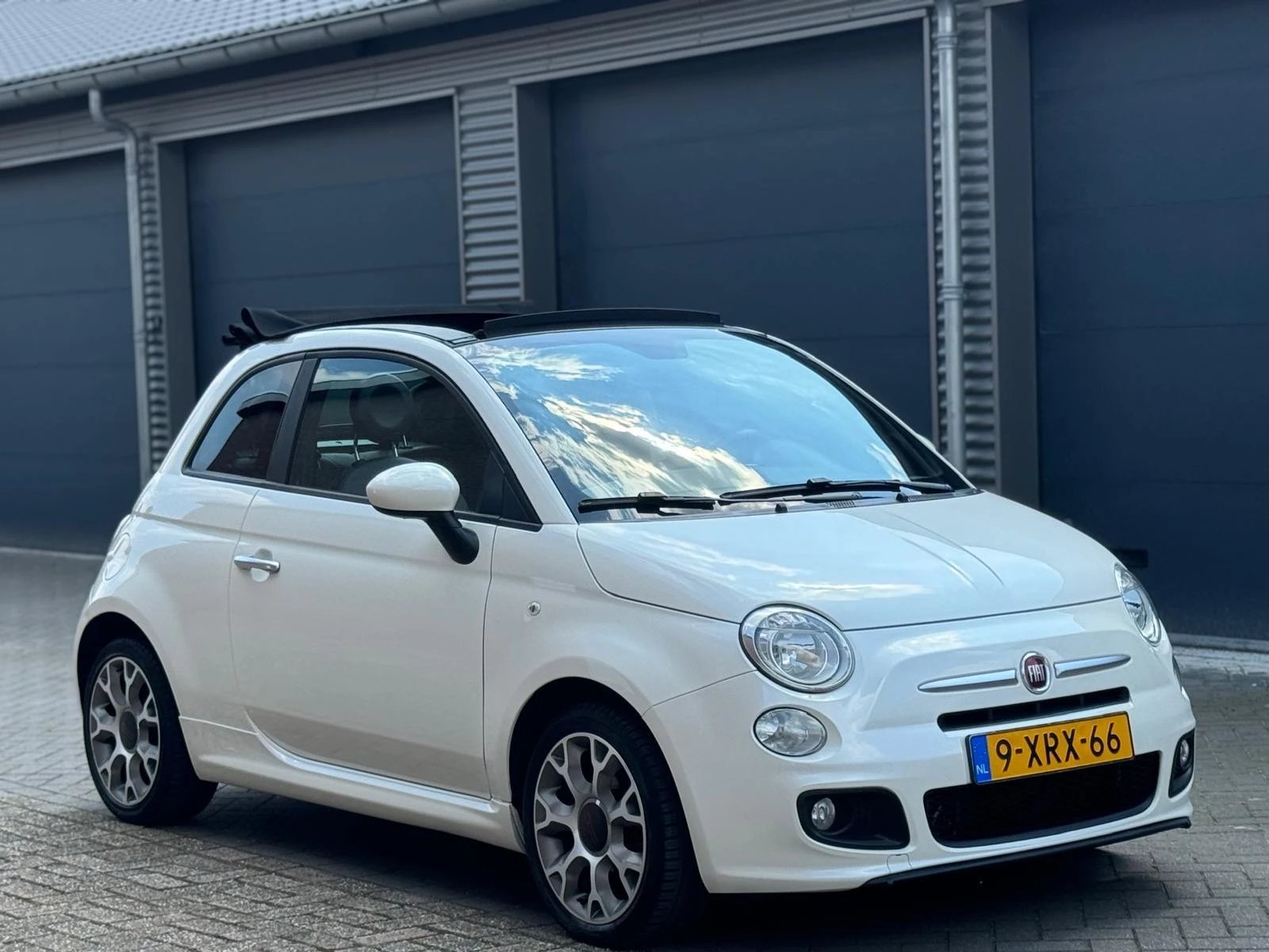 Hoofdafbeelding Fiat 500C