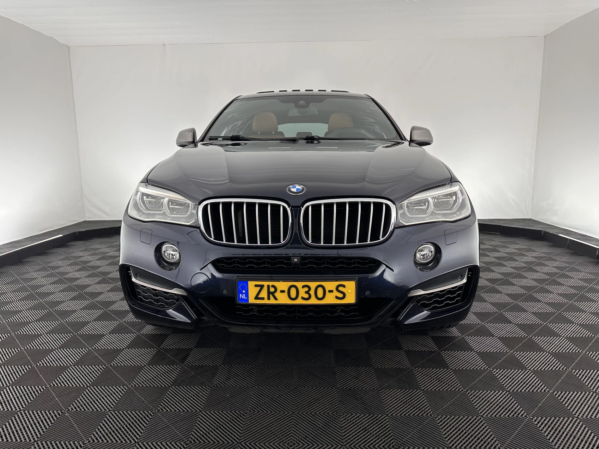 Hoofdafbeelding BMW X6