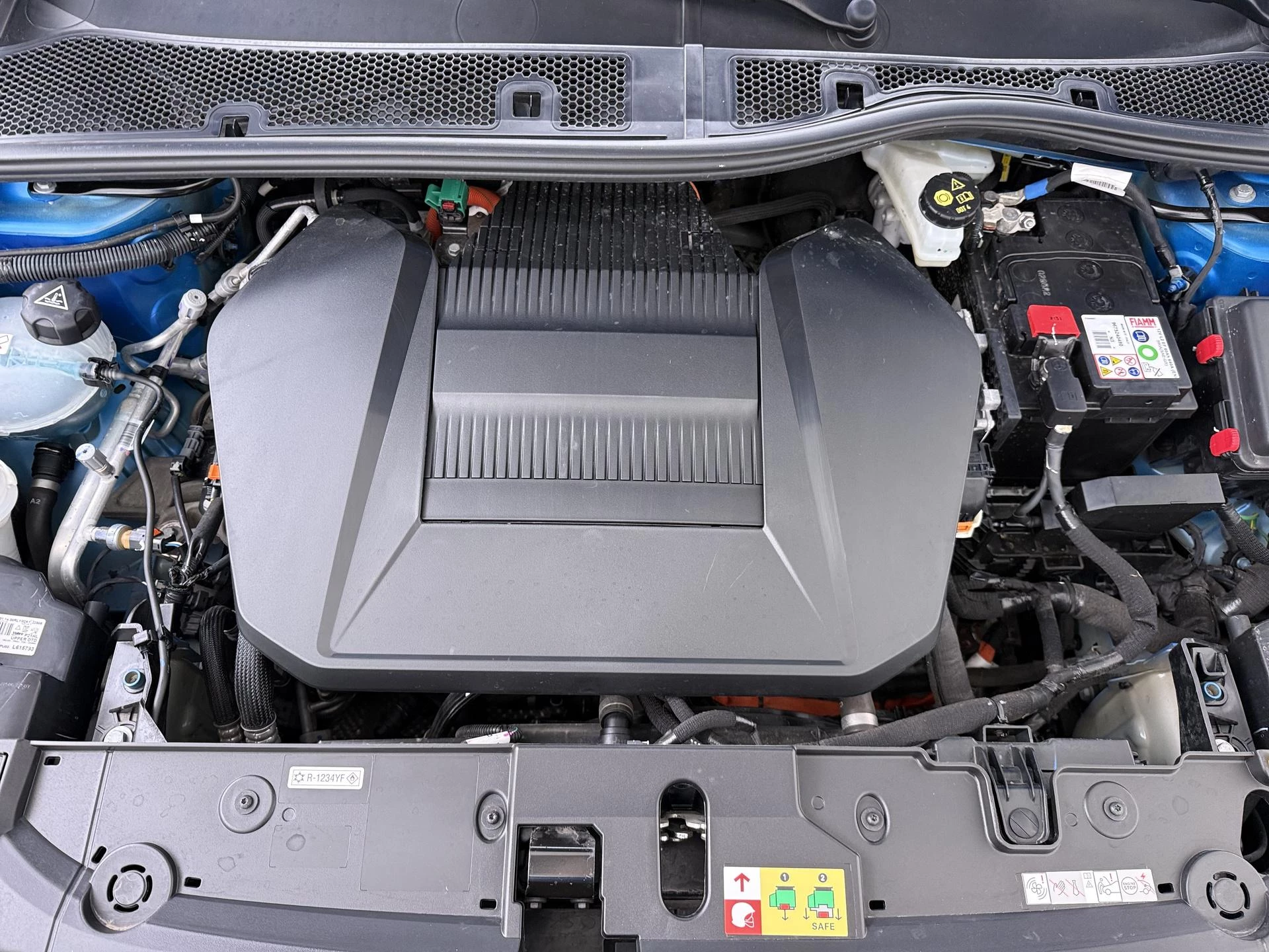 Hoofdafbeelding Peugeot e-208