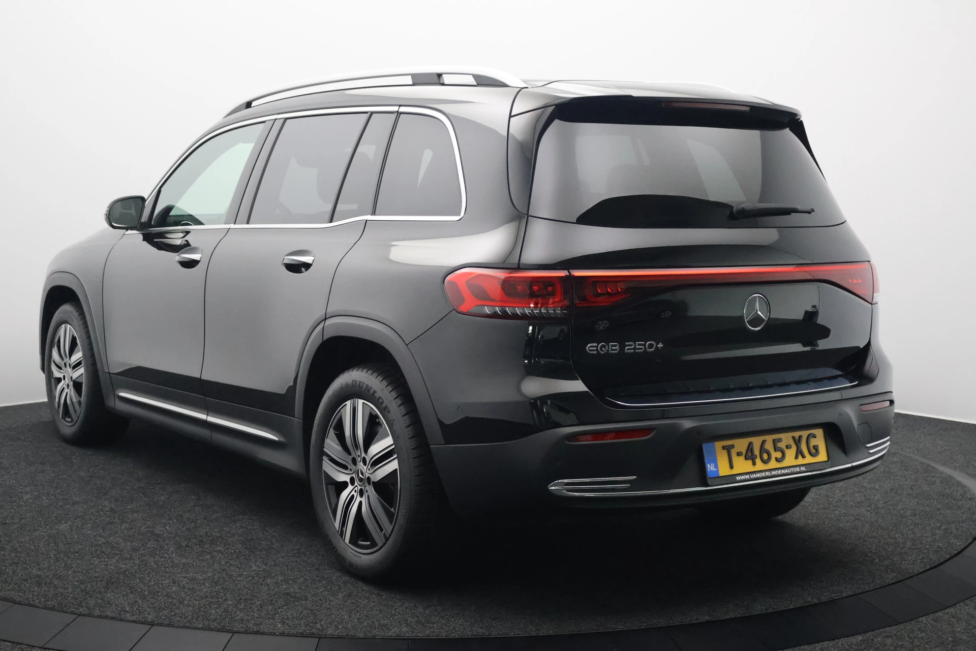 Hoofdafbeelding Mercedes-Benz EQB