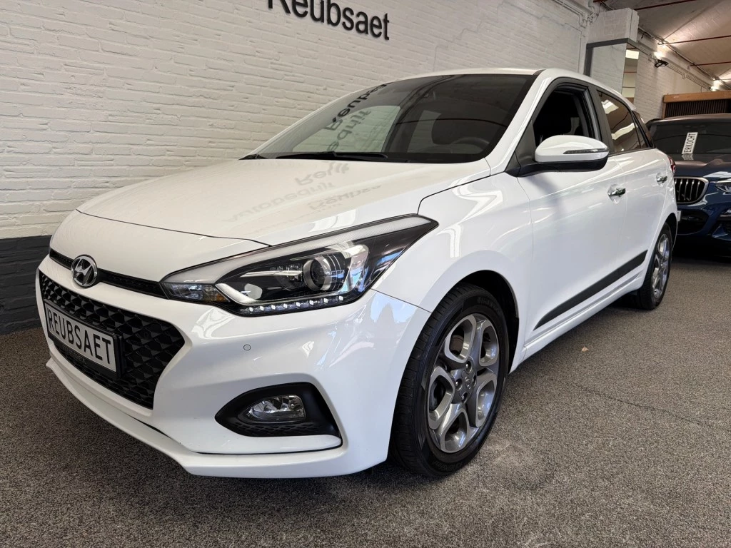 Hoofdafbeelding Hyundai i20