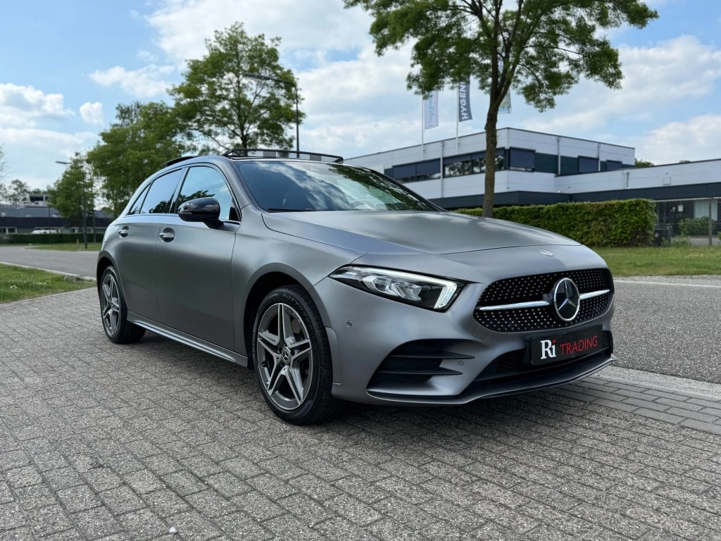 Hoofdafbeelding Mercedes-Benz 200-serie