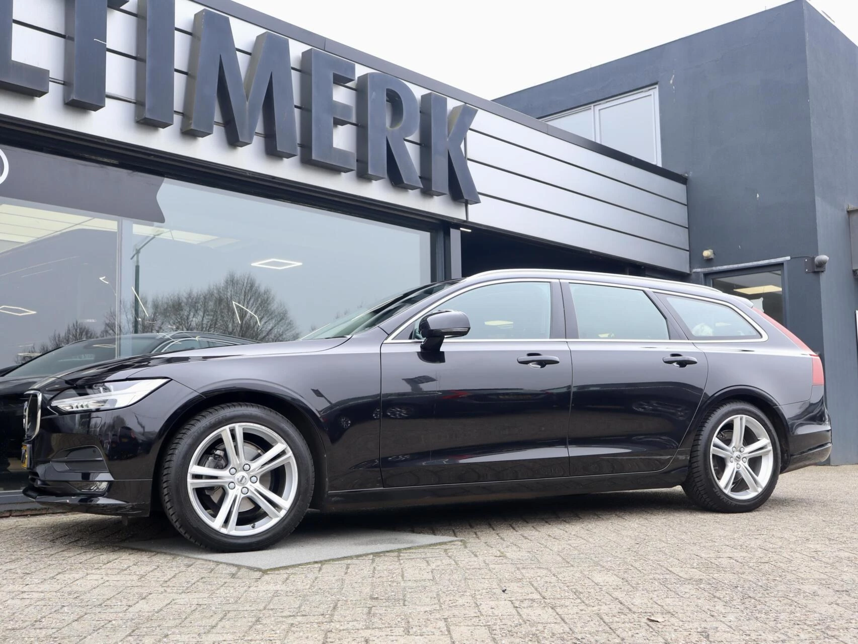 Hoofdafbeelding Volvo V90
