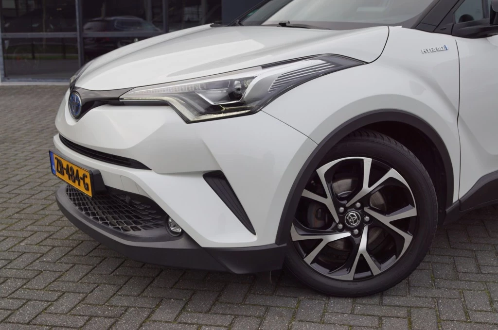 Hoofdafbeelding Toyota C-HR