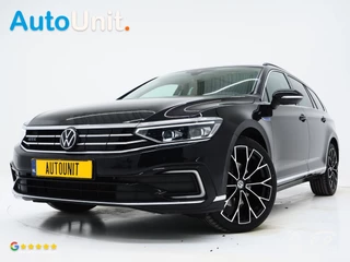Hoofdafbeelding Volkswagen Passat Volkswagen Passat Variant 1.4 TSI PHEV GTE | Panoramadak | Massage | Camera | Virtual | Keyless | Adaptive Cruise | Carplay