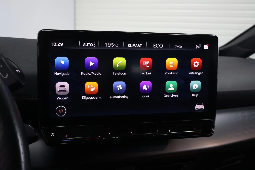 Hoofdafbeelding CUPRA Born