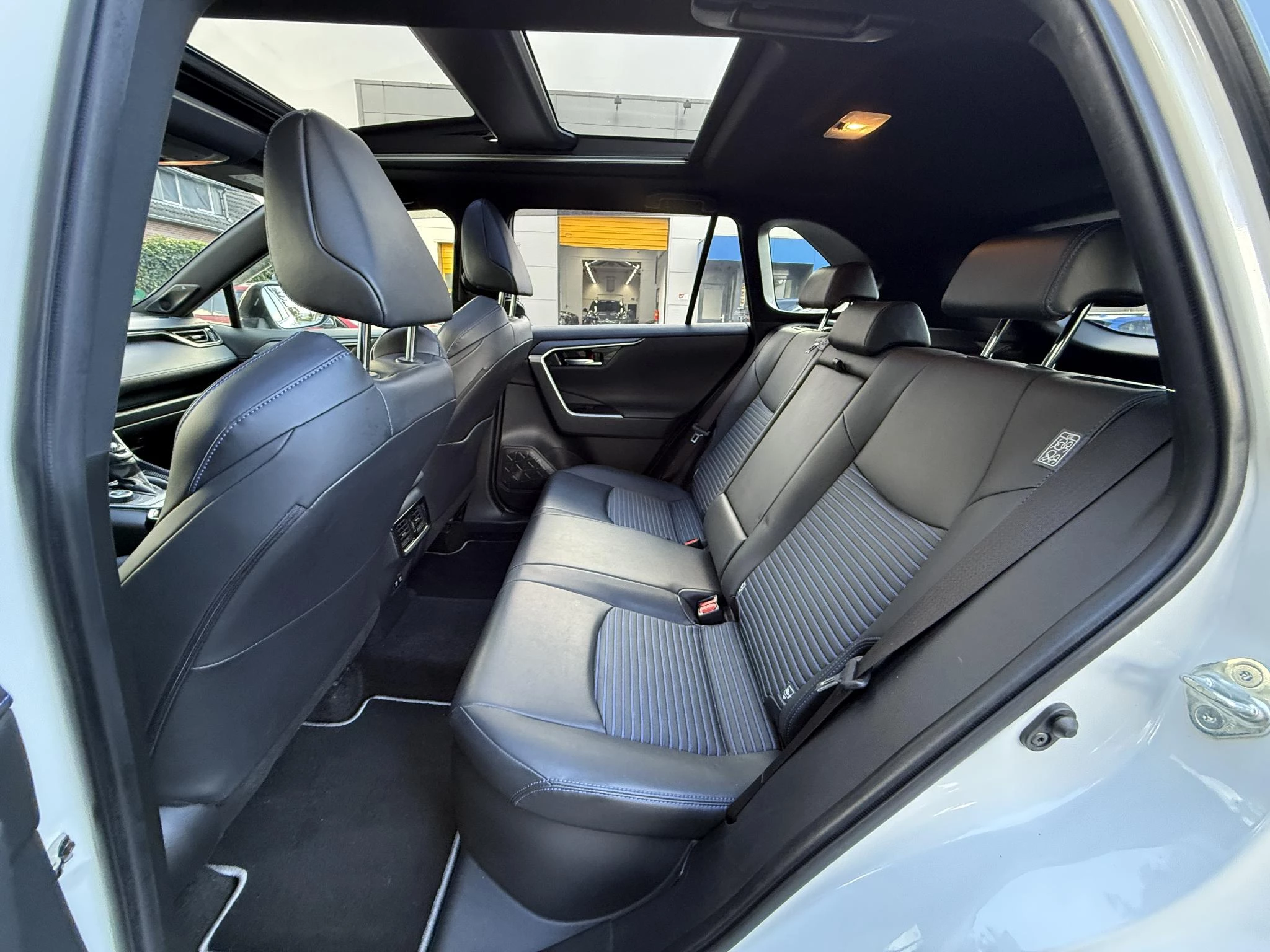 Hoofdafbeelding Toyota RAV4