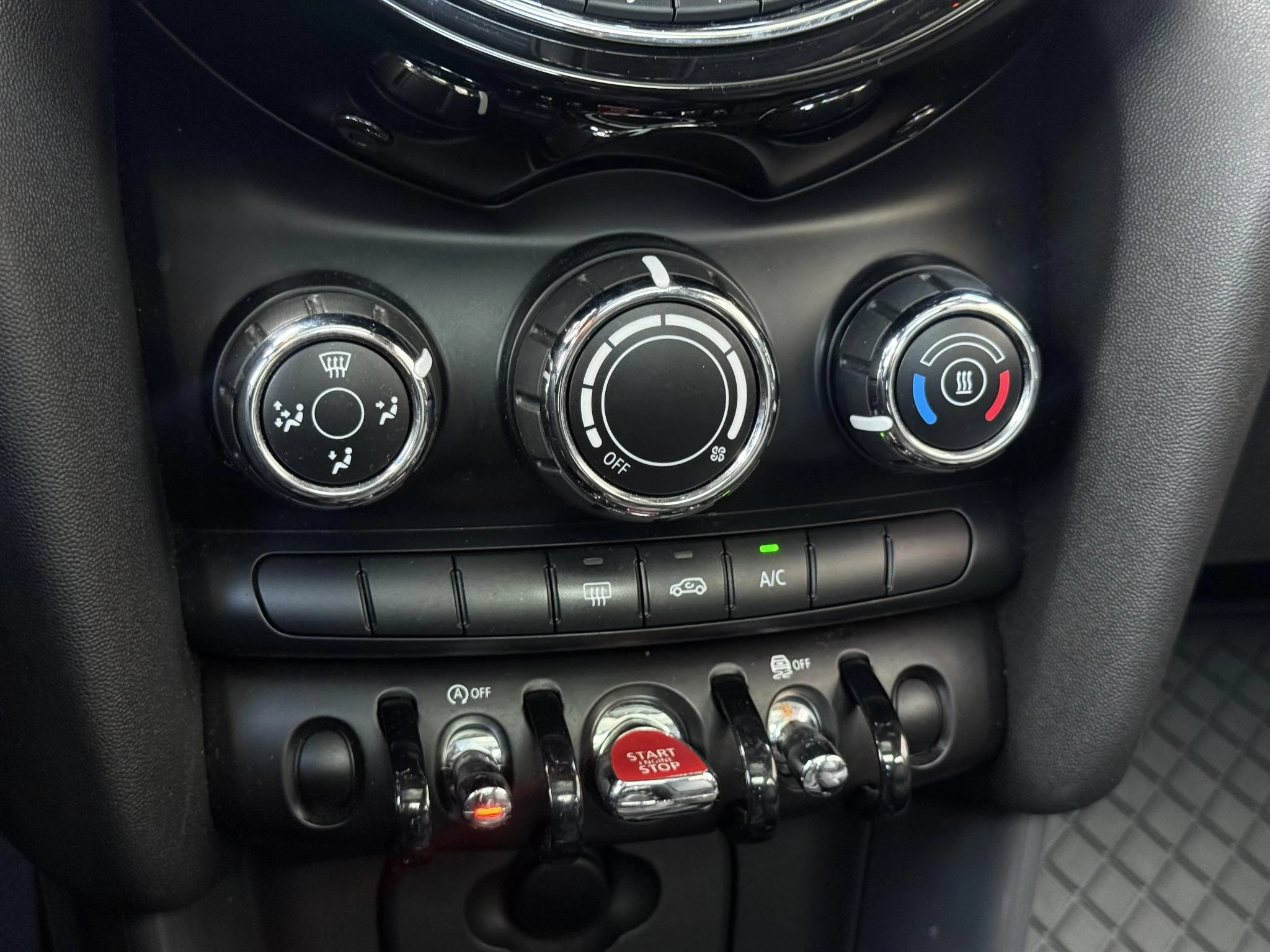 Hoofdafbeelding MINI 5-deurs