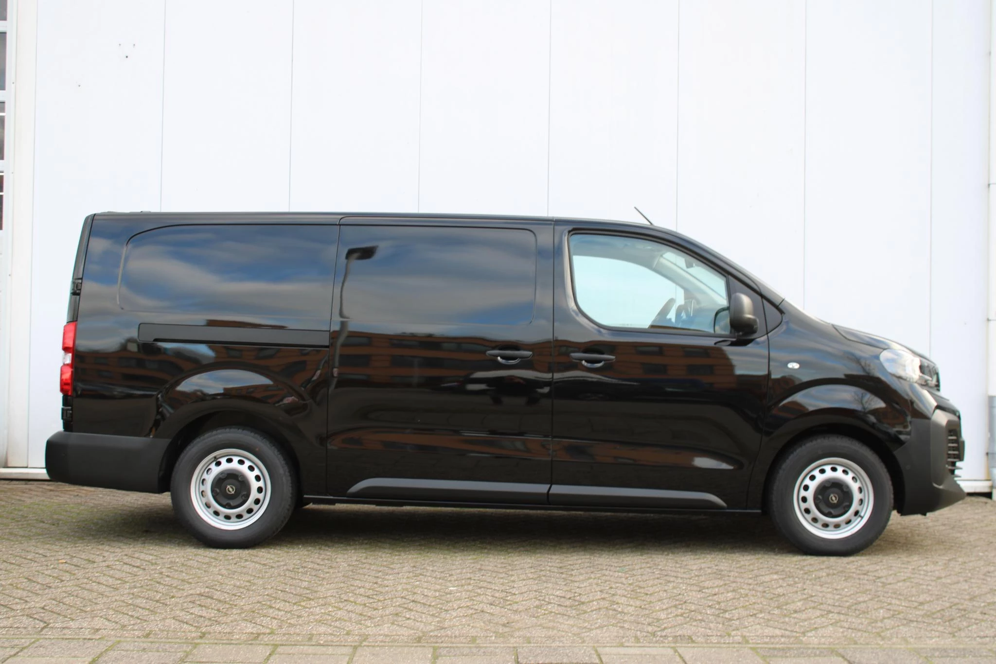 Hoofdafbeelding Opel Vivaro-e