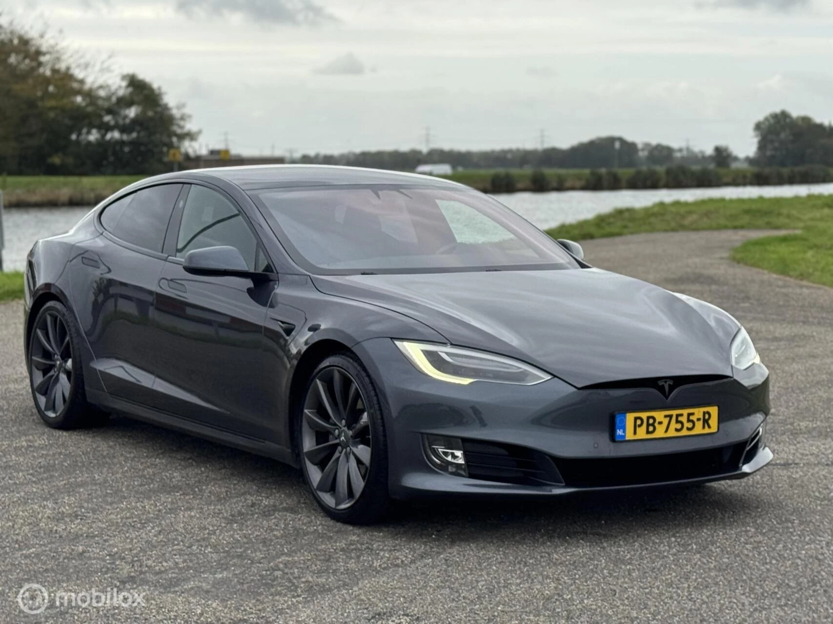 Hoofdafbeelding Tesla Model S