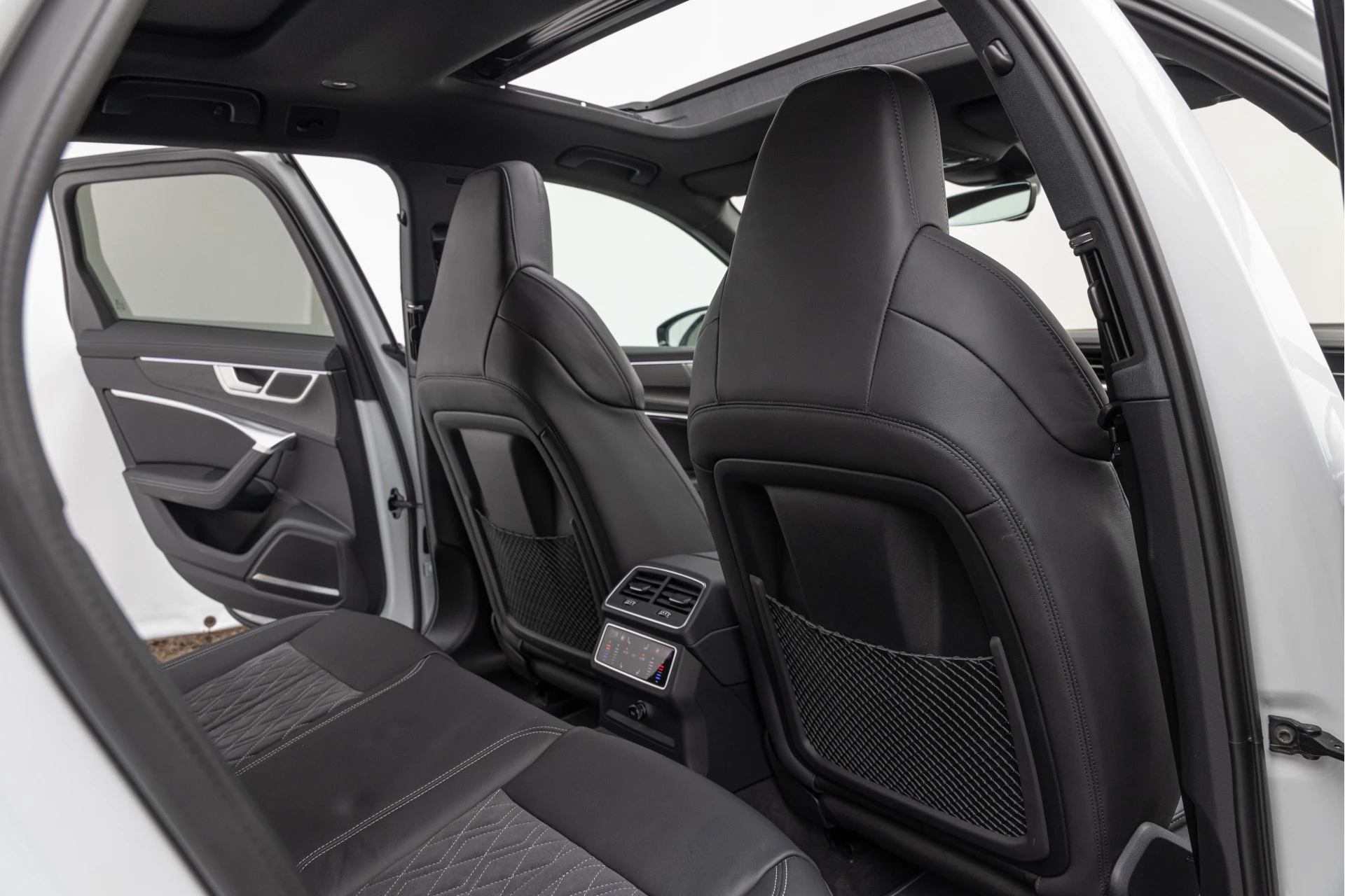 Hoofdafbeelding Audi S6