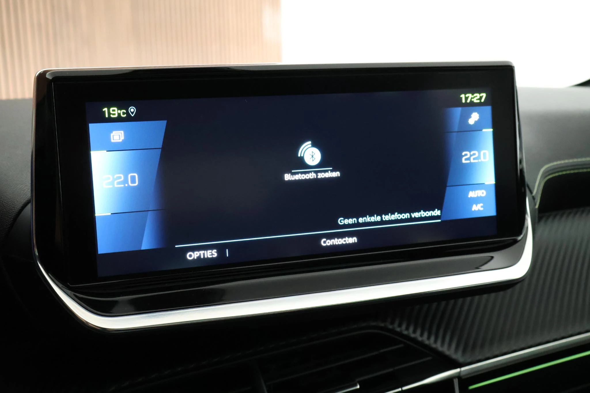 Hoofdafbeelding Peugeot e-208