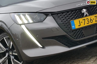 Peugeot 208 1.2 PureTech GT-Line | Gris Platinium | AppleCarplay/Camera/LED/NAV/Cruise - Keurig!