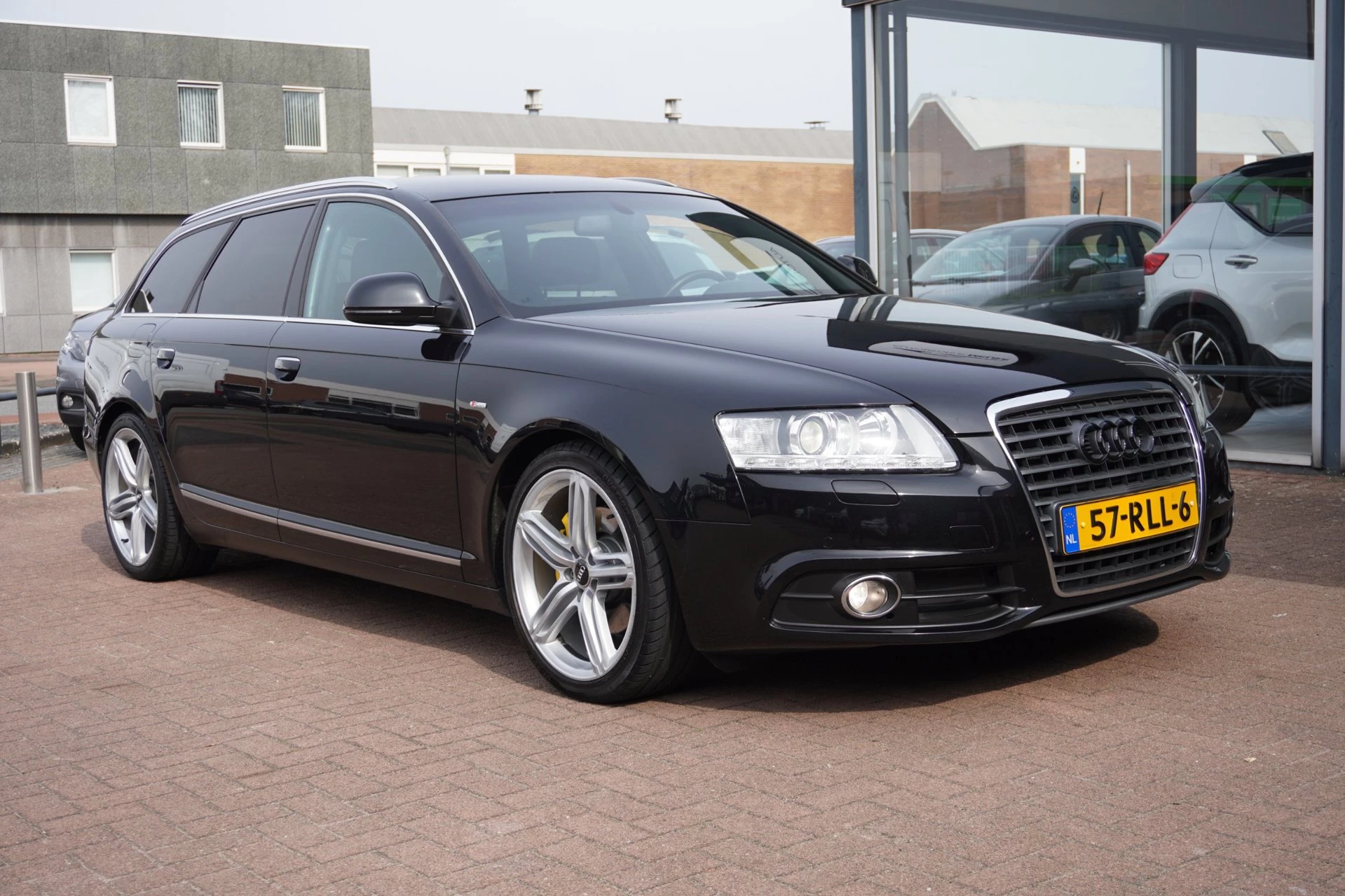 Hoofdafbeelding Audi A6