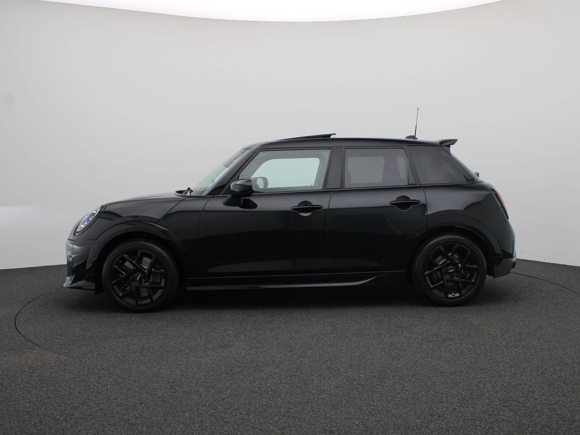 Hoofdafbeelding MINI 5-deurs