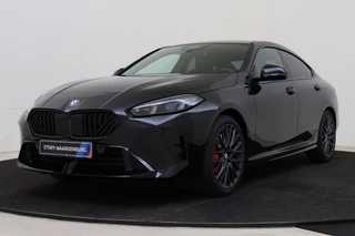BMW 2 Serie Gran Coupé 220 M Sport Automaat / Panoramadak / Trekhaak / Sportstoelen / Achteruitrijcamera / M Adaptief onderstel / Stuurverwarming / Adaptieve LED / Harman-Kardon