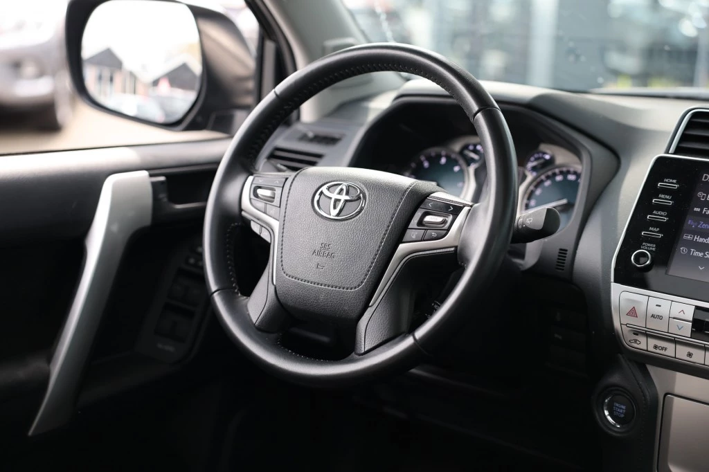 Hoofdafbeelding Toyota Land Cruiser