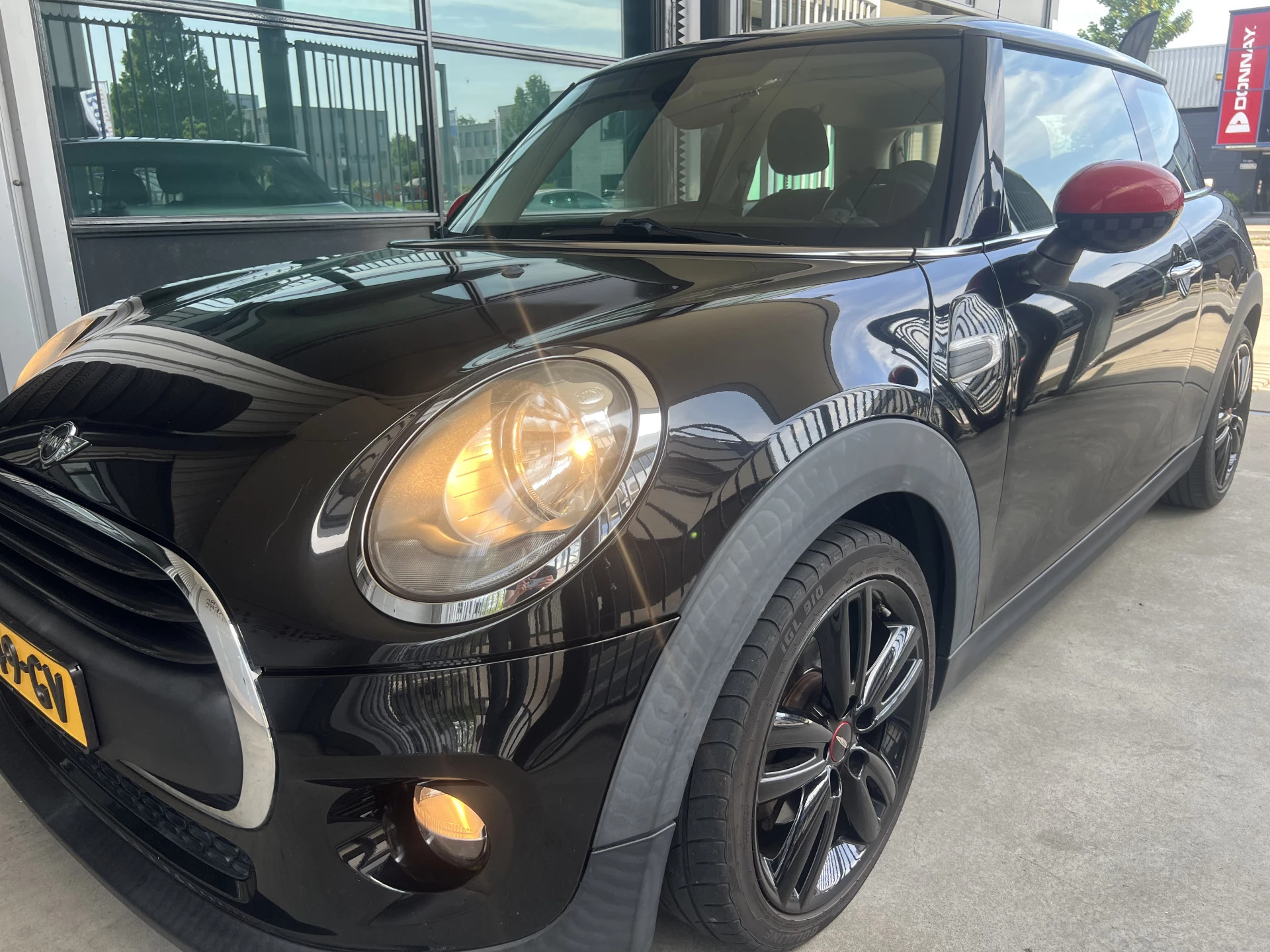 Hoofdafbeelding MINI One