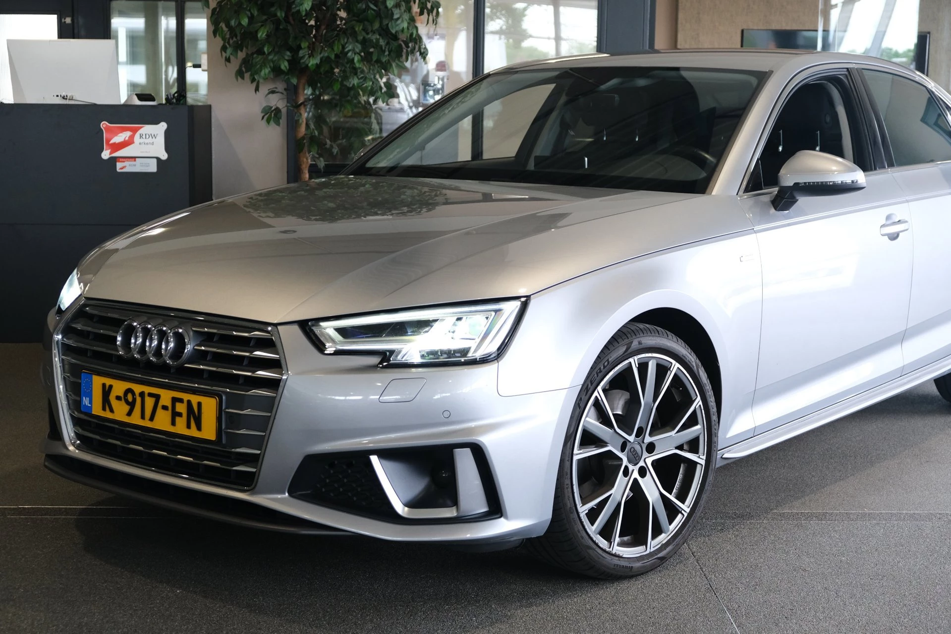Hoofdafbeelding Audi A4