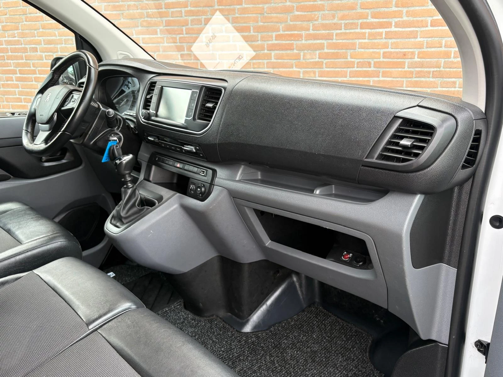 Hoofdafbeelding Peugeot Expert