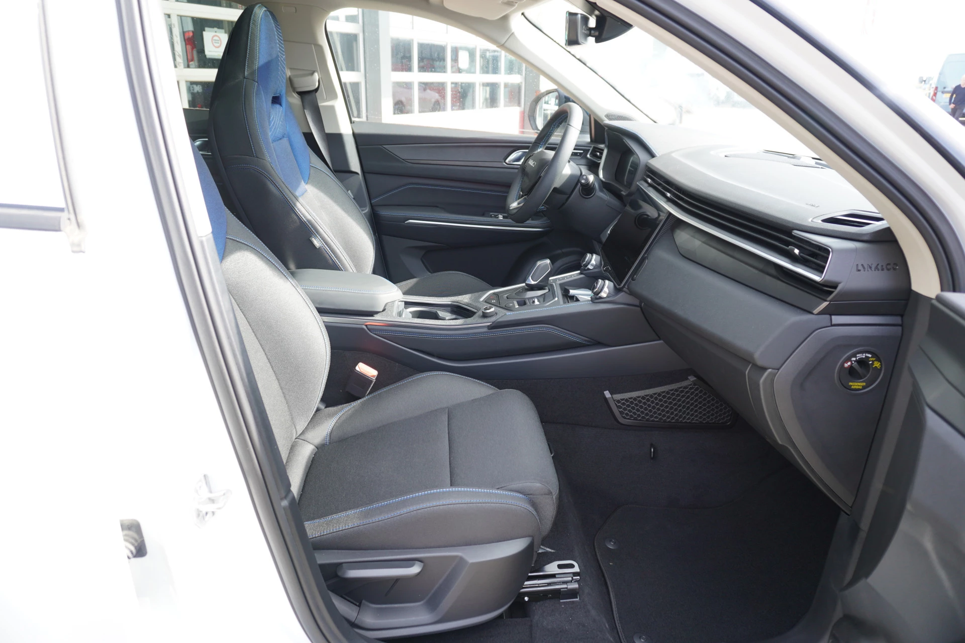 Hoofdafbeelding Lynk & Co 01