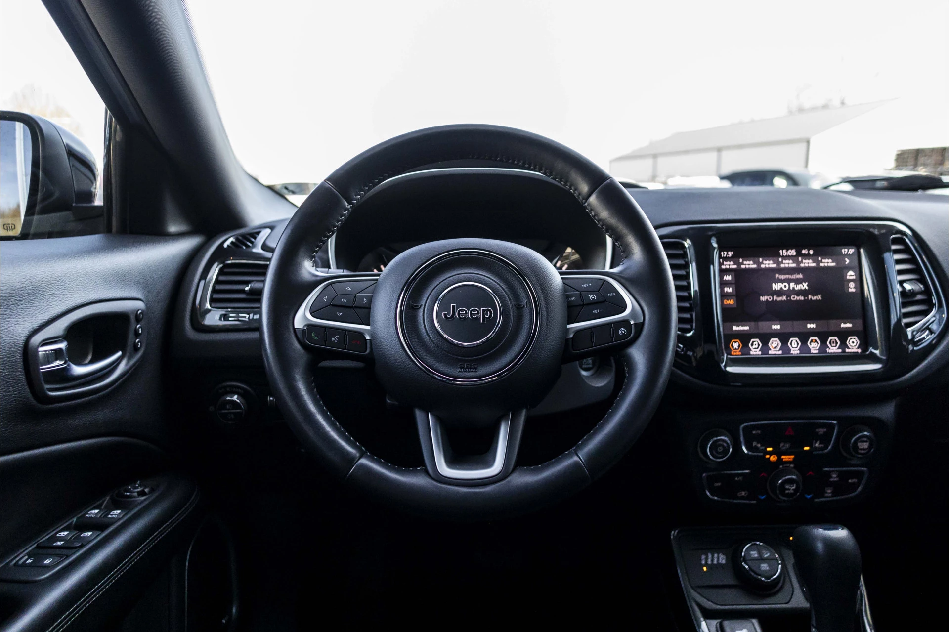 Hoofdafbeelding Jeep Compass