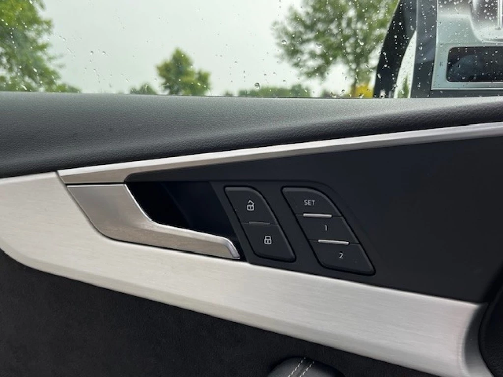 Hoofdafbeelding Audi S4