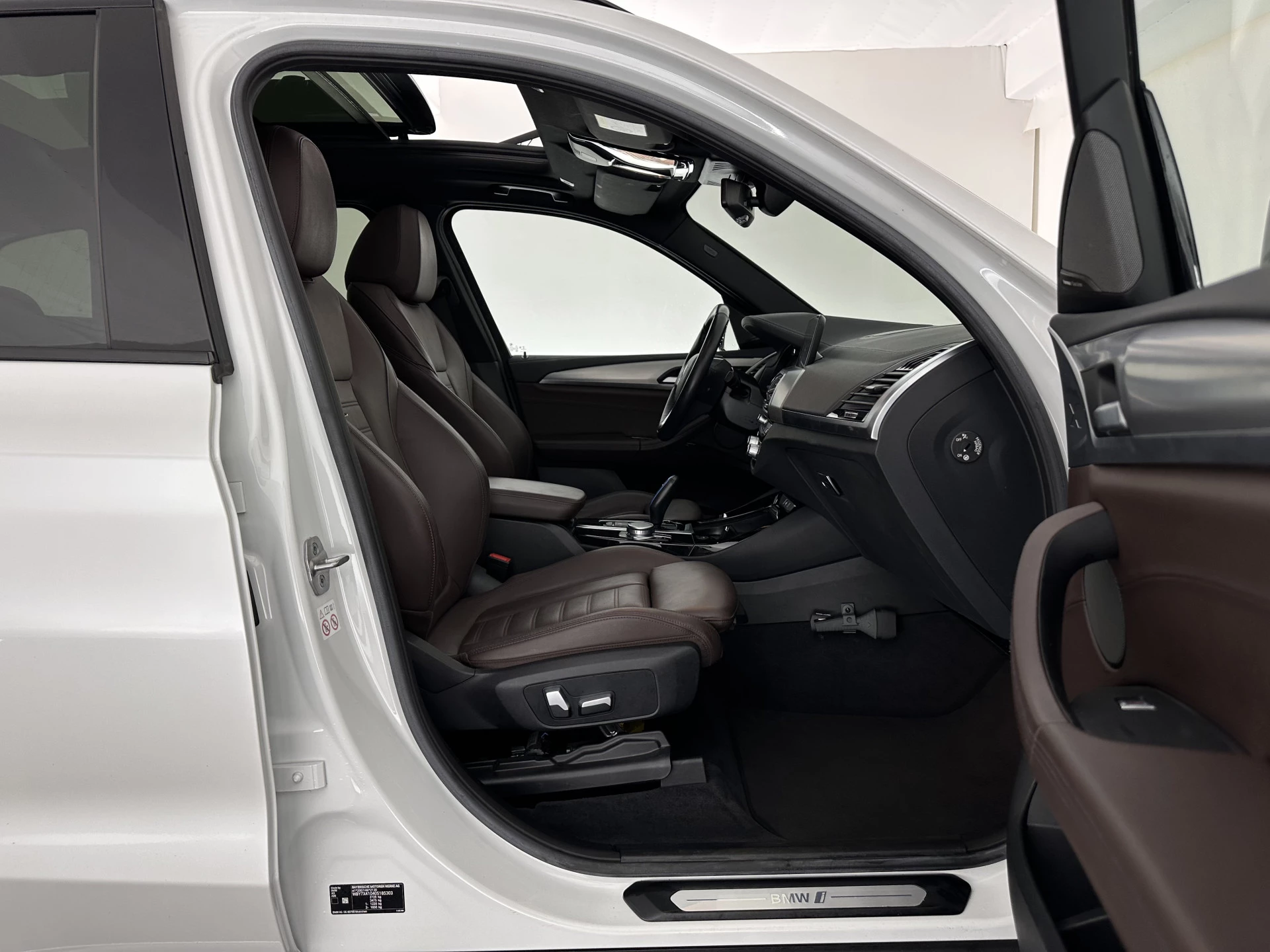 Hoofdafbeelding BMW iX3