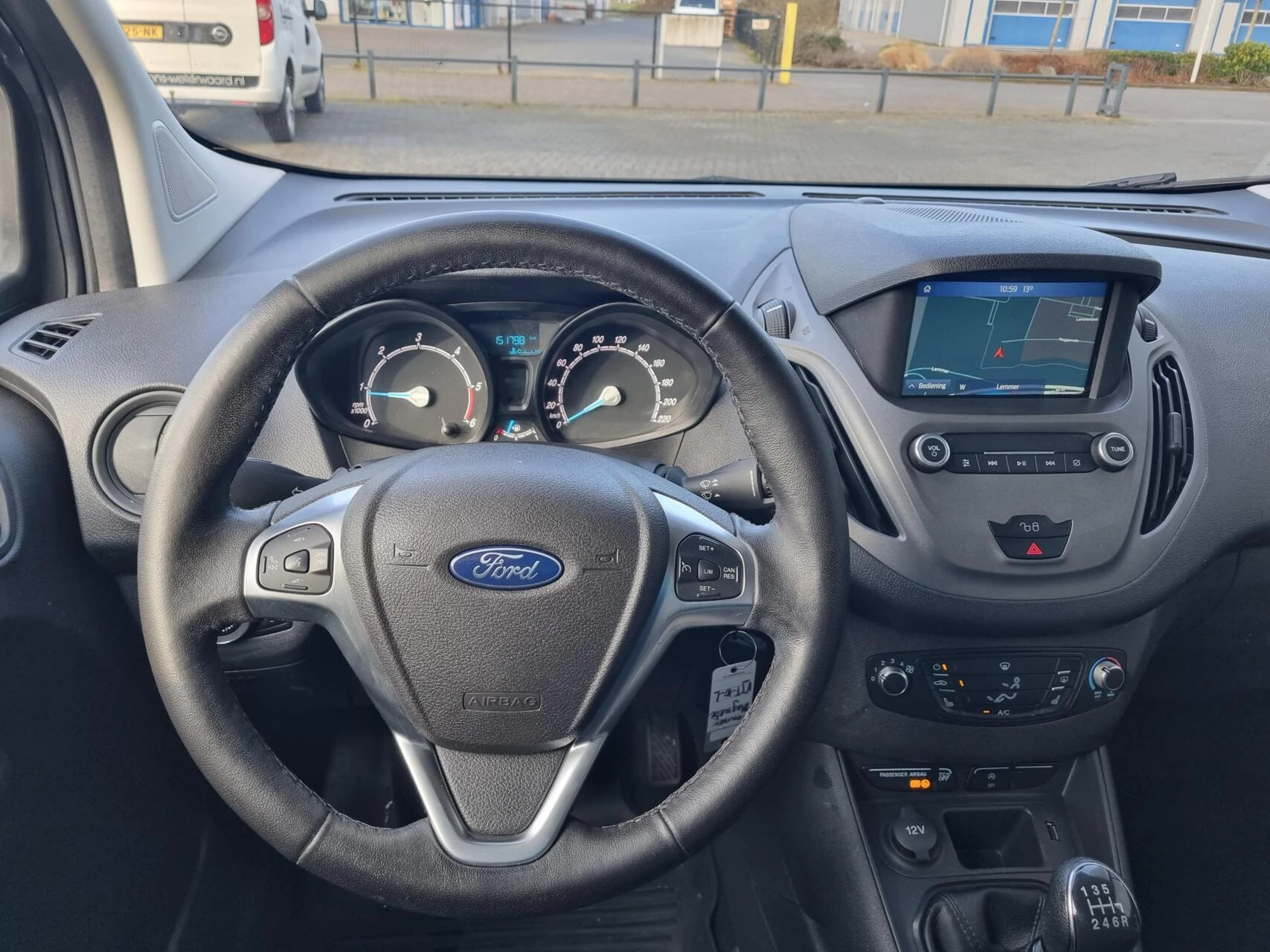 Hoofdafbeelding Ford Transit Courier