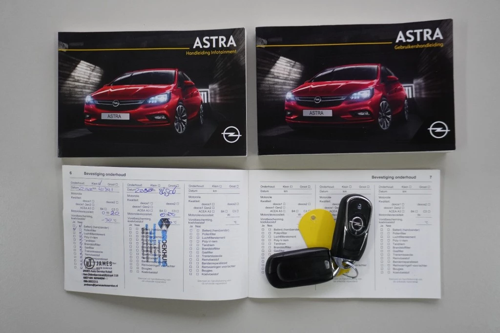 Hoofdafbeelding Opel Astra