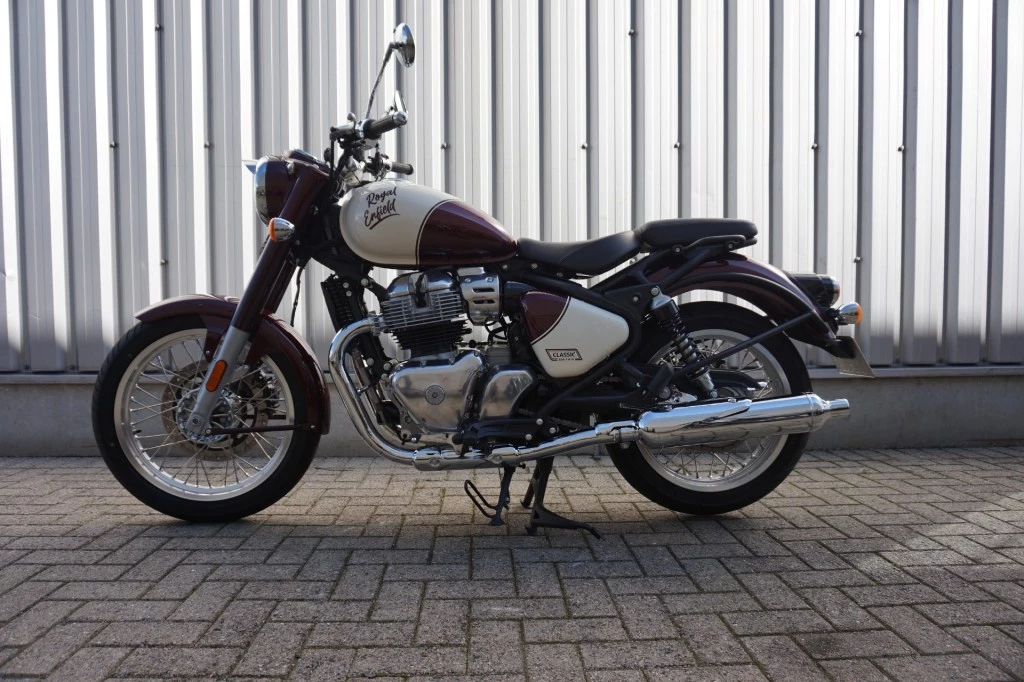 Hoofdafbeelding Royal Enfield Classic