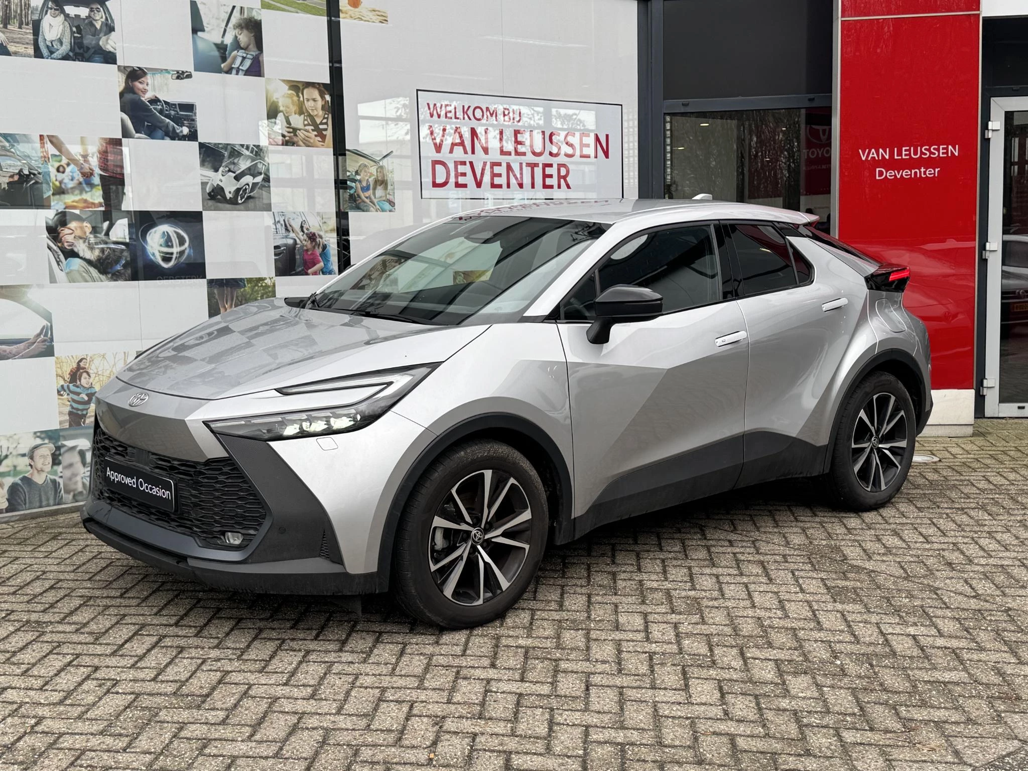 Hoofdafbeelding Toyota C-HR