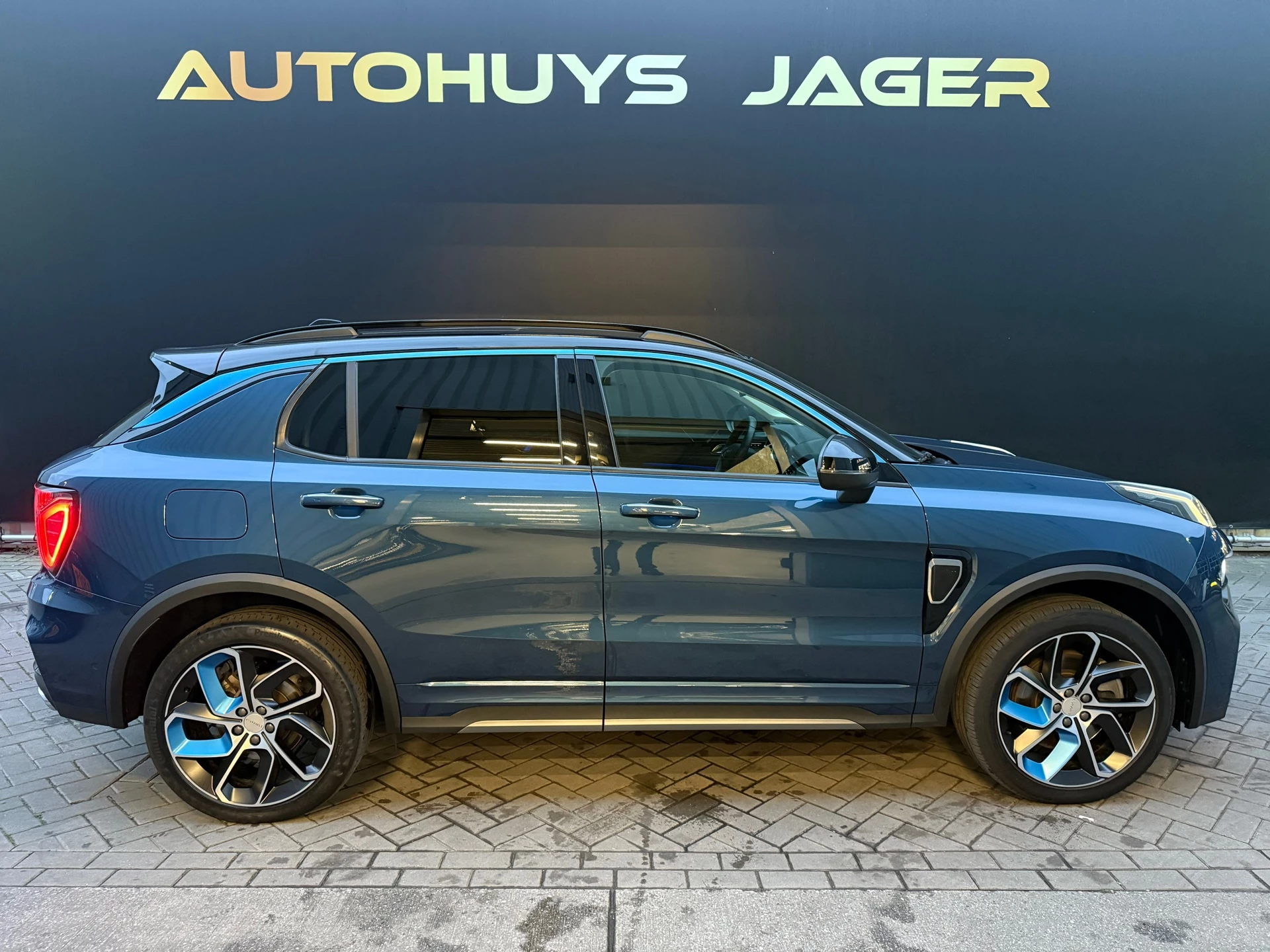 Hoofdafbeelding Lynk & Co 01