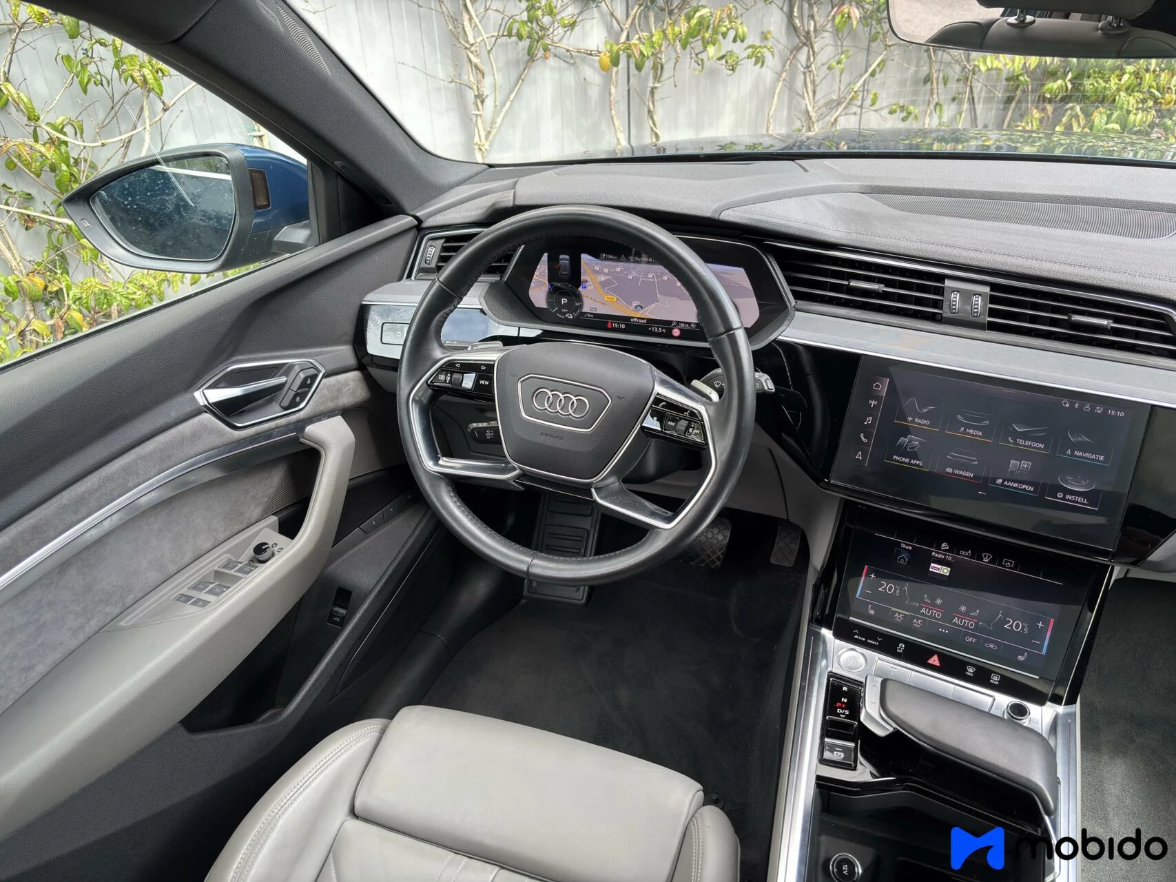 Hoofdafbeelding Audi e-tron