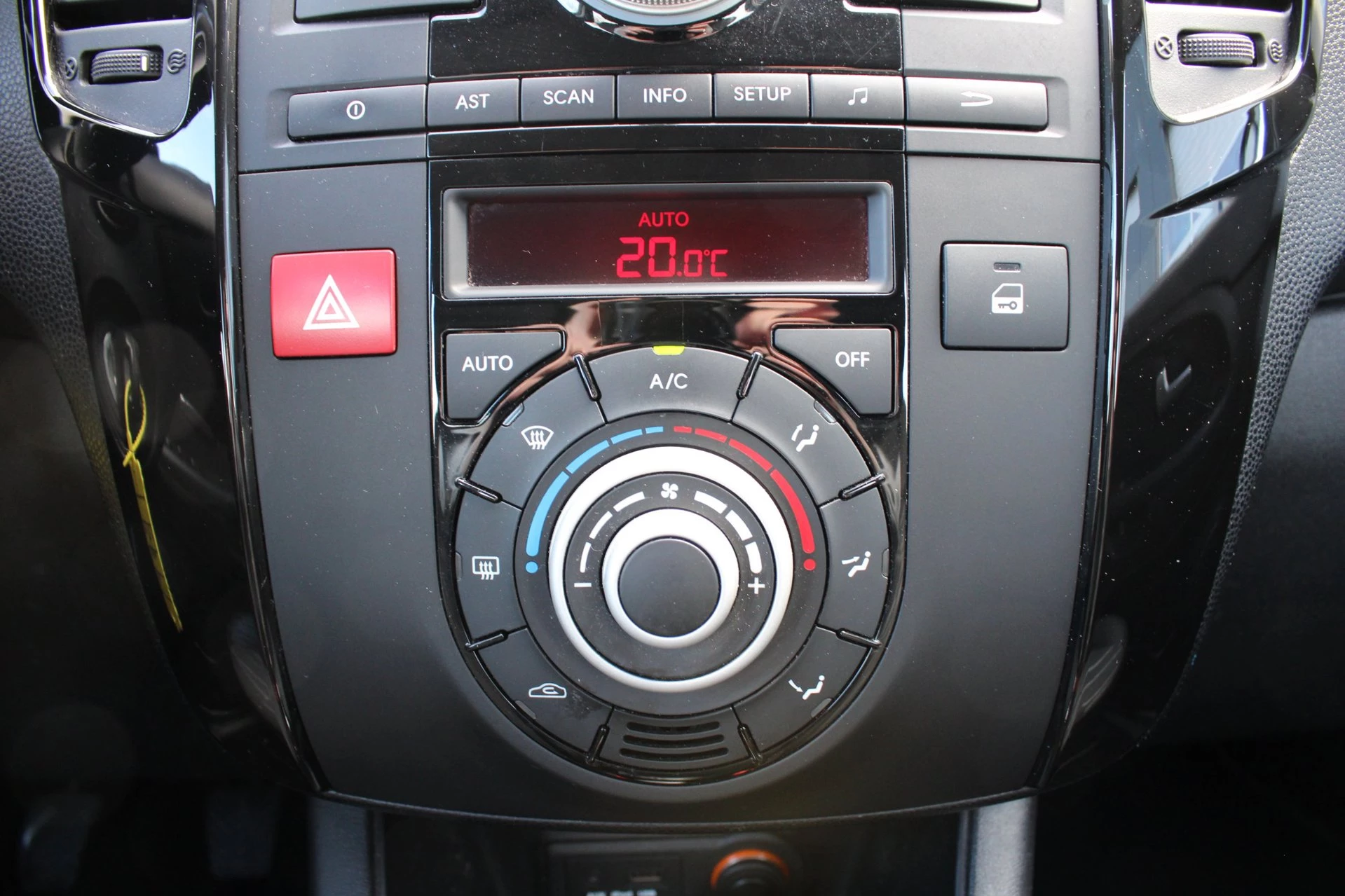 Hoofdafbeelding Kia Venga