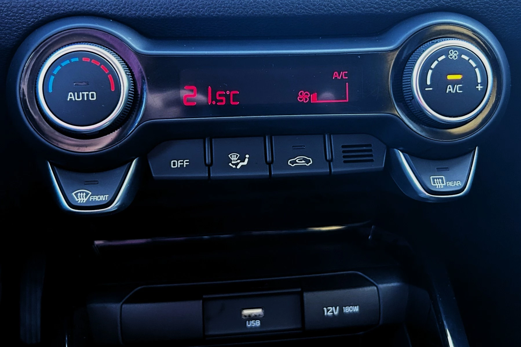 Hoofdafbeelding Kia Stonic