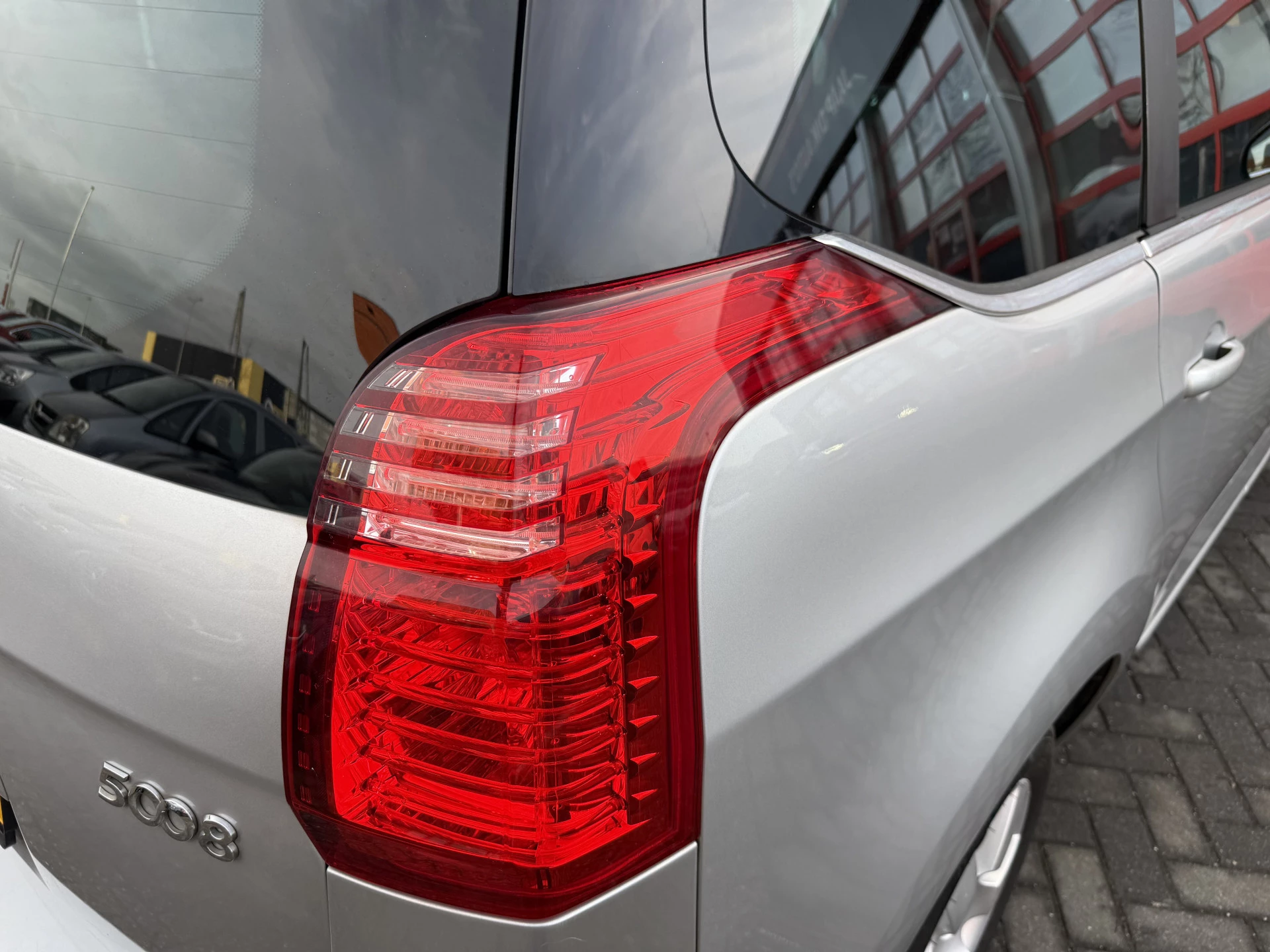 Hoofdafbeelding Peugeot 5008