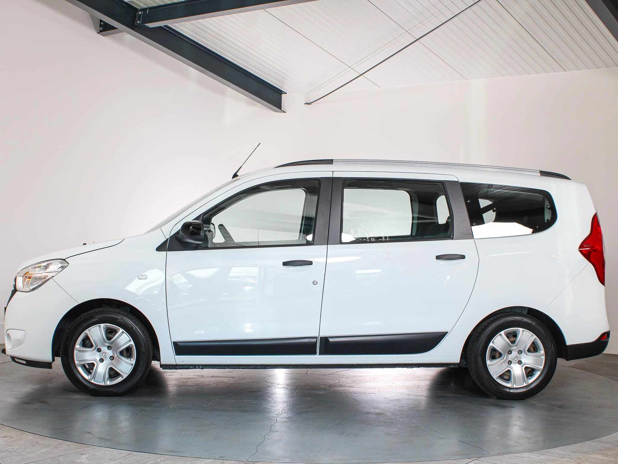 Hoofdafbeelding Dacia Lodgy