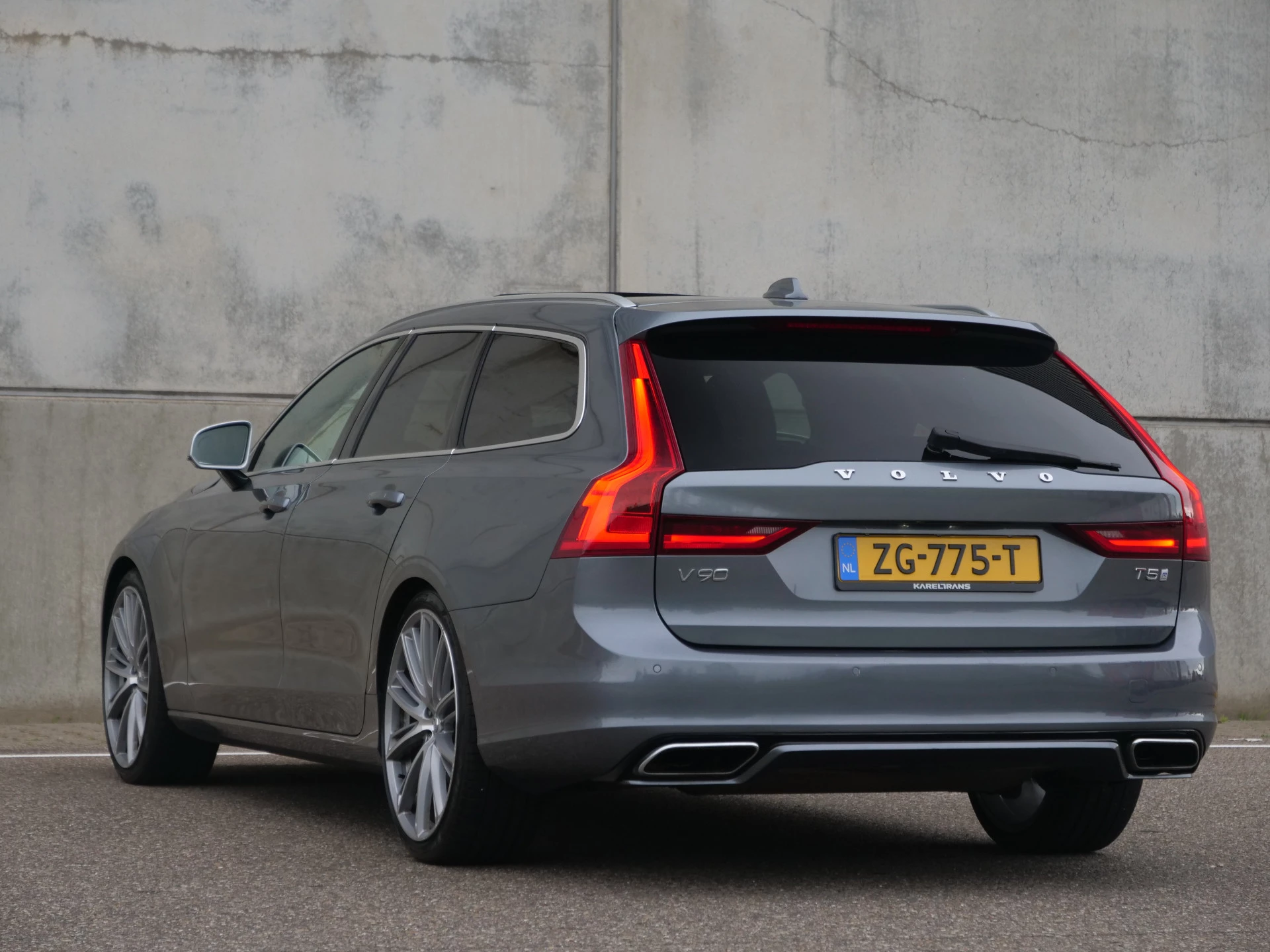 Hoofdafbeelding Volvo V90