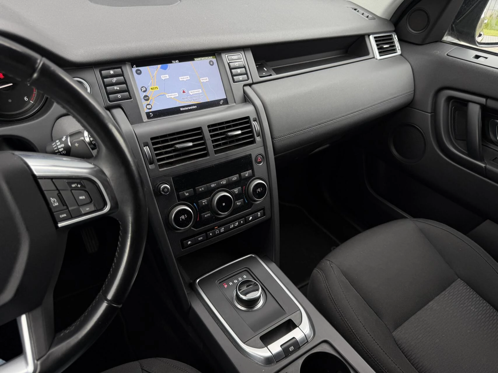 Hoofdafbeelding Land Rover Discovery Sport