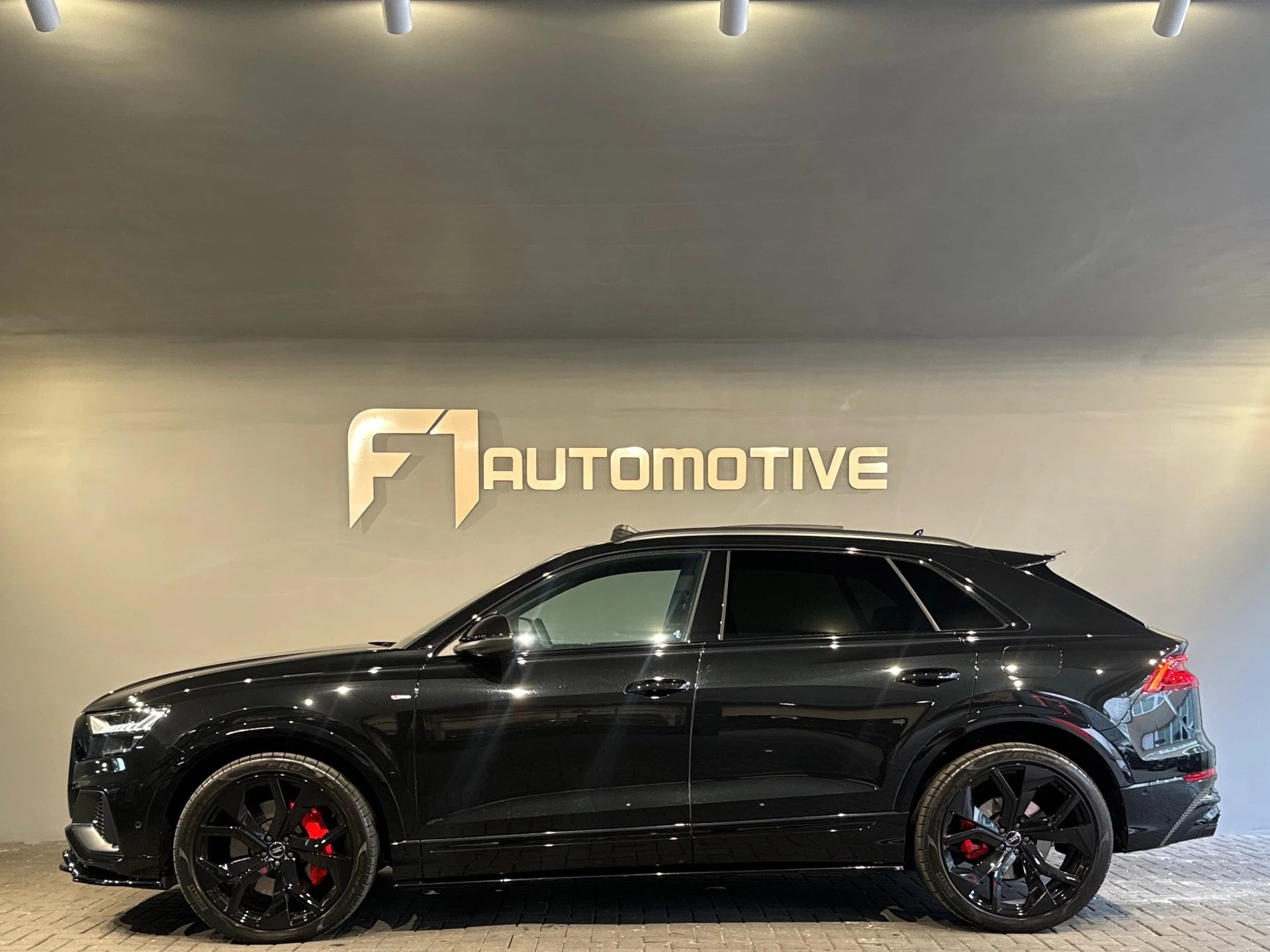 Hoofdafbeelding Audi Q8