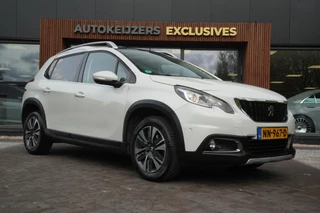 Peugeot 2008 1.2 PureTech Allure Pano Dakrail DAB Trekhaak Airco Stuurwielbed. Camera